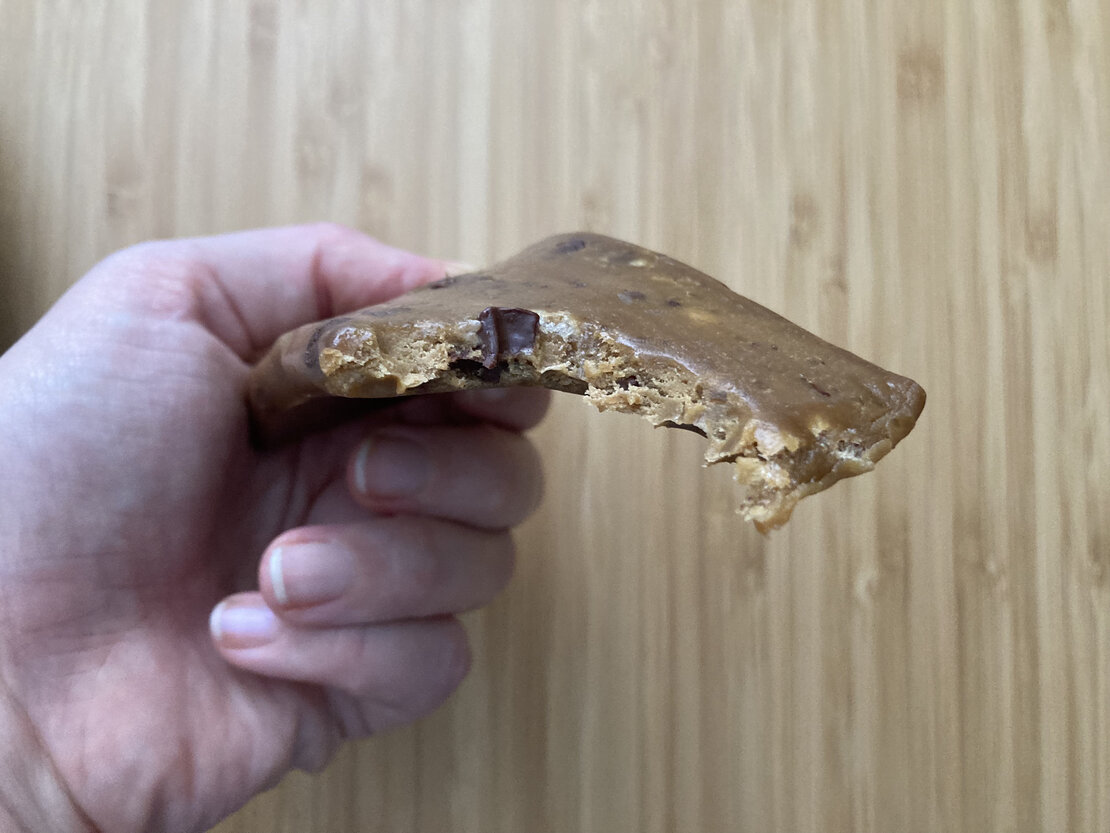 Review Lemon Cashew Chocolate Chip Cookie Dough Bar From Aloha The 